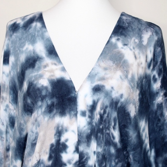 Young Fabulous & Broke Blue Tie Dye Kimono Top Med - Picture 5 of 12